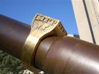 brass rat on caltech cannon